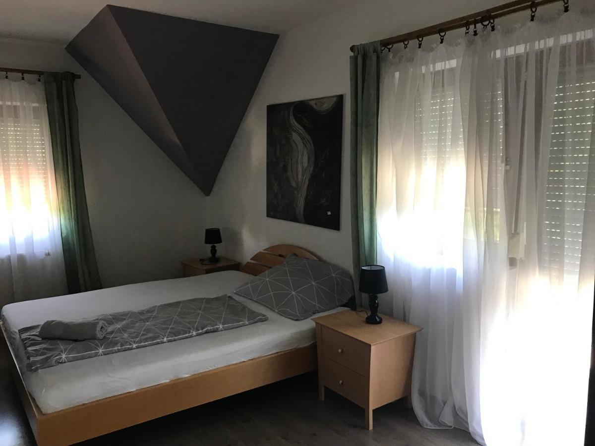 Marta Apartman บาลาโตนัลมาดี ภายนอก รูปภาพ
